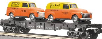 MTH RailKing 30-7681: Flat Car w/ Ertl '51 Panel Vans
