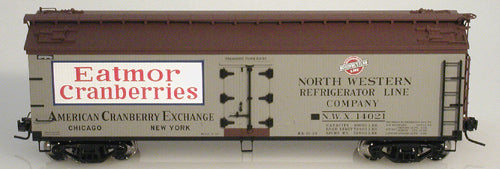 Atlas #8117 Eatmor Cranberries 40' Woodside Reefer Car (3-Rail)