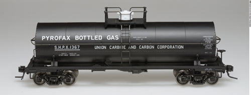 Atlas #8204 Pyrofax 11,000 Gallon Tank Car (3-Rail)