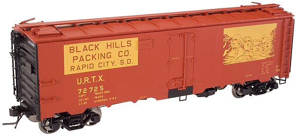 Atlas #8517 Black Hills Packaging 40' Steel Reefer Car (3-Rail)