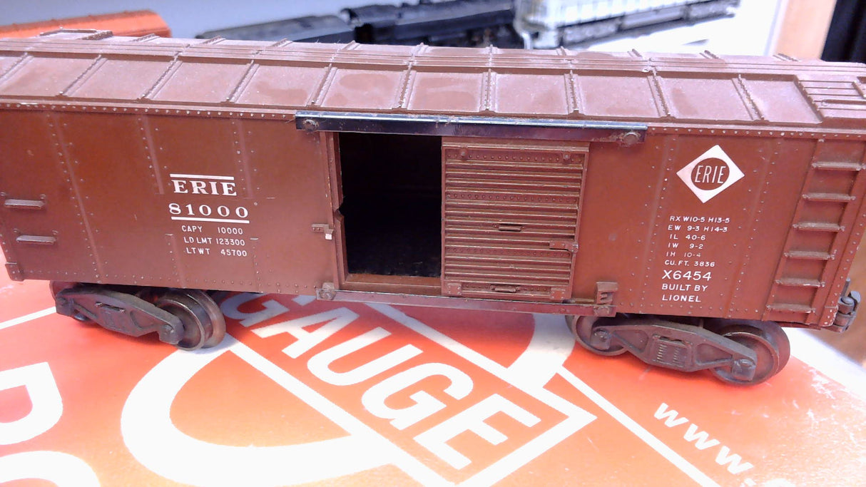 Lionel X6454: Erie Box Car