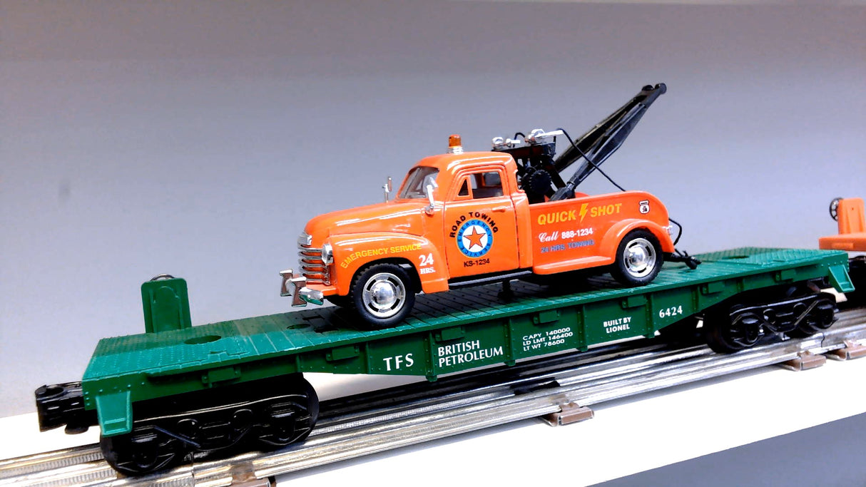 Lionel British Petroleum Flat Car w/ Tow Truck