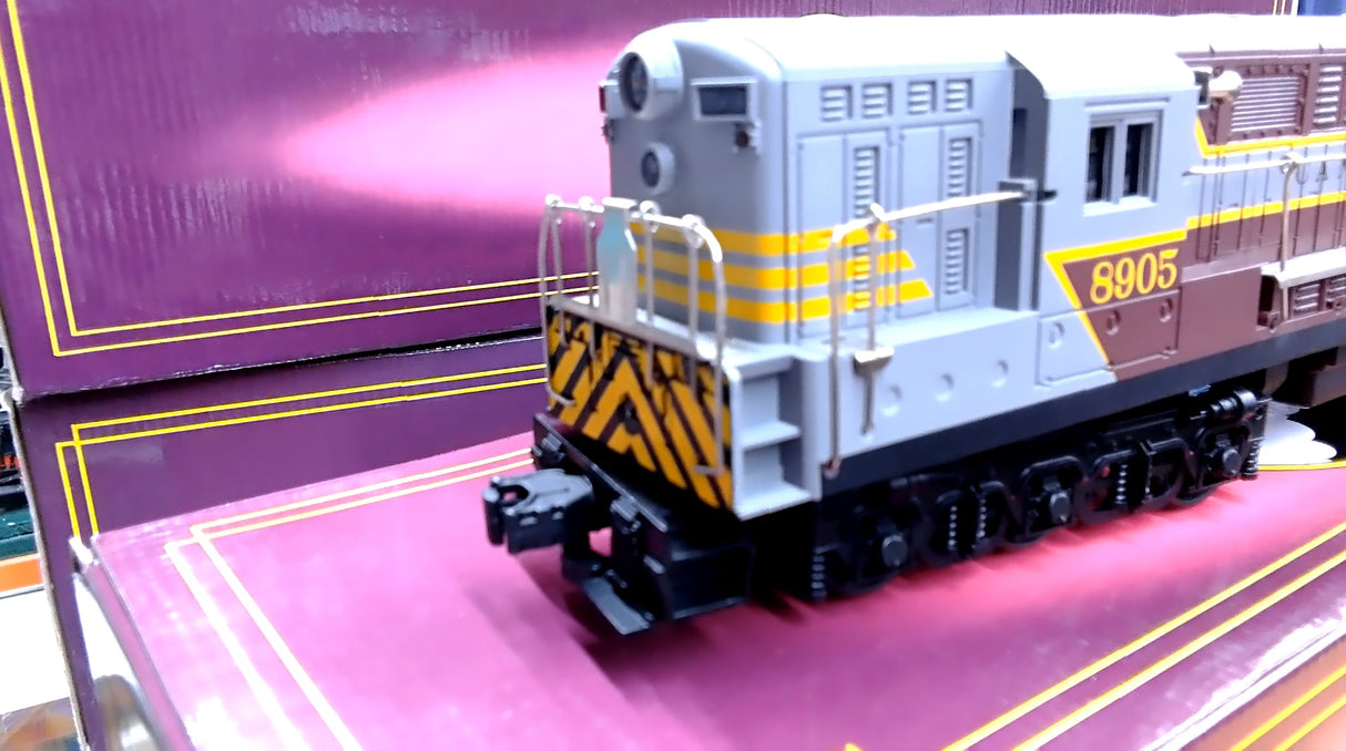 MTH Premier 20-2183-1: Canadian Pacific F.M. Trainmaster Diesel