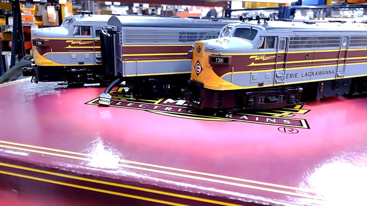 MTH Premier 20-2651-1: PS2 Erie Lackawanna FA-2 ABA Set