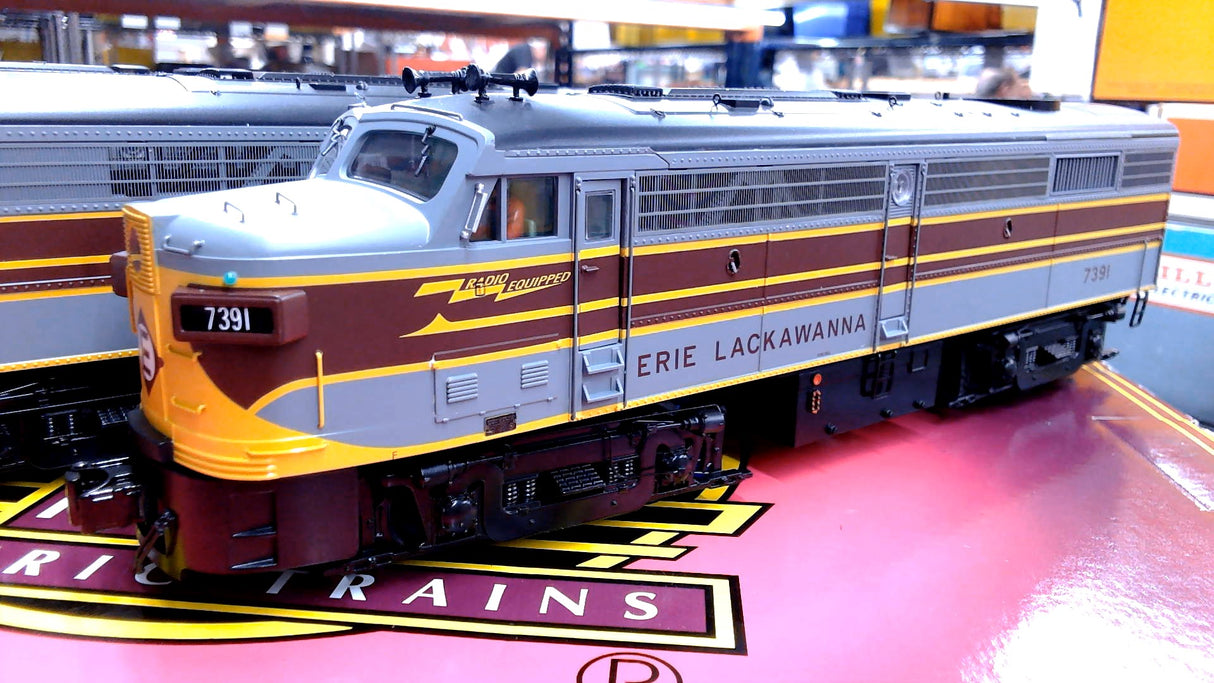 MTH Premier 20-2651-1: PS2 Erie Lackawanna FA-2 ABA Set