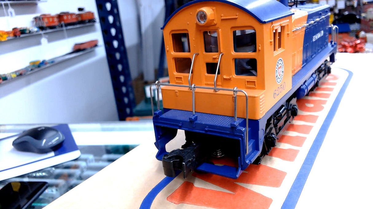 Williams NW214: Conventional Seaboard NW-2 Switcher