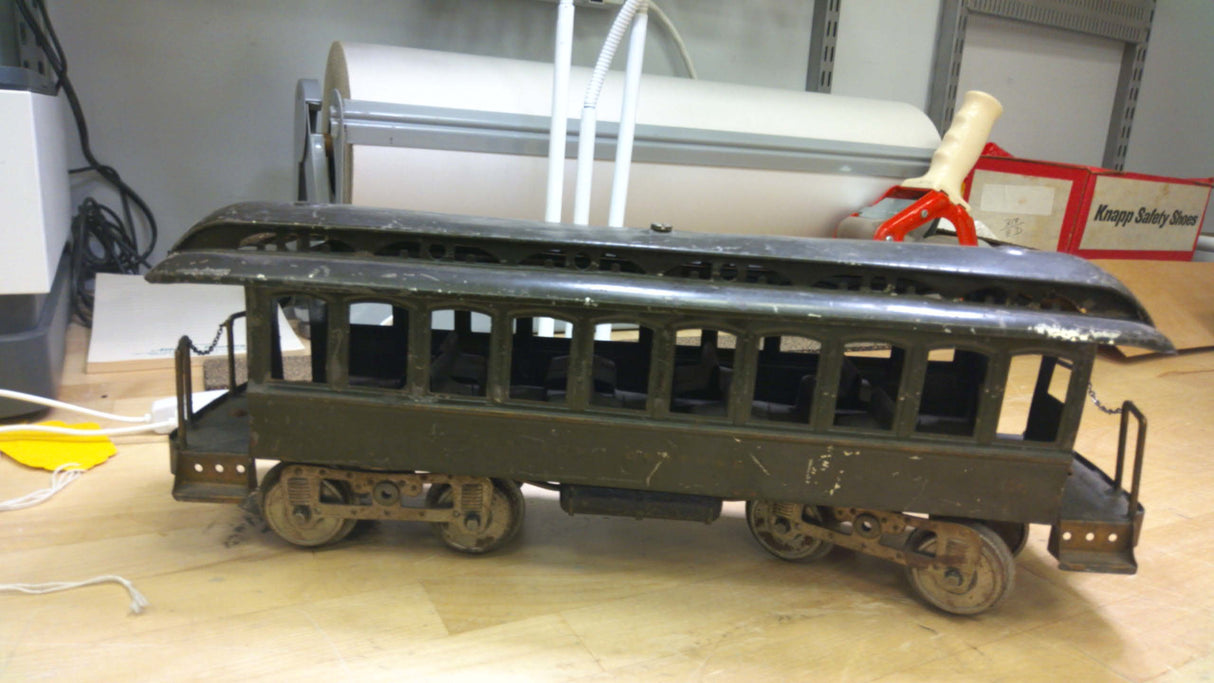 LIONEL PREWAR STANDARD GAUGE No.29 DAY COACH TRAIN PASSENGER CAR