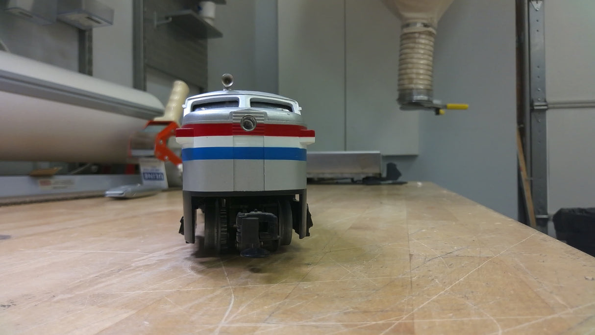 1993 Lionel O Gauge Amtrak 8937 Engine VG Condition