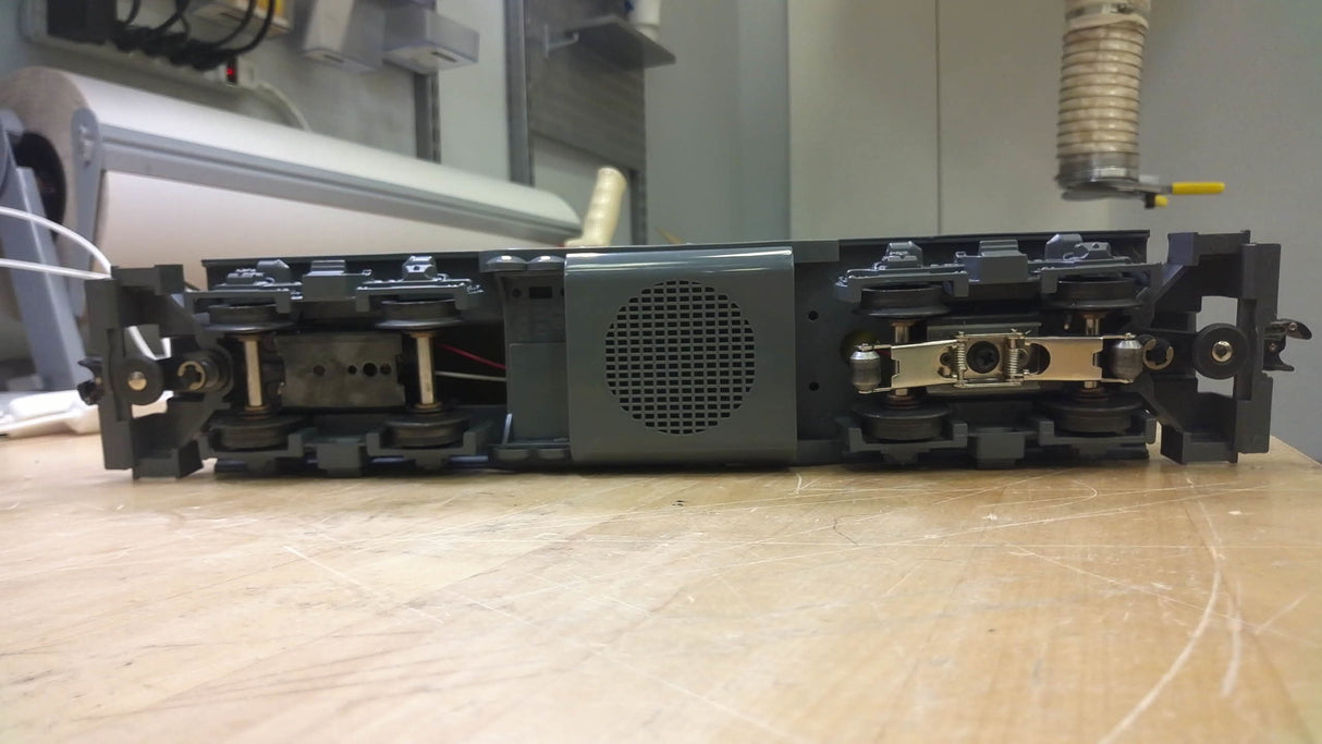 Lionel 2399 Union Pacific 6-18877 V/G Condition