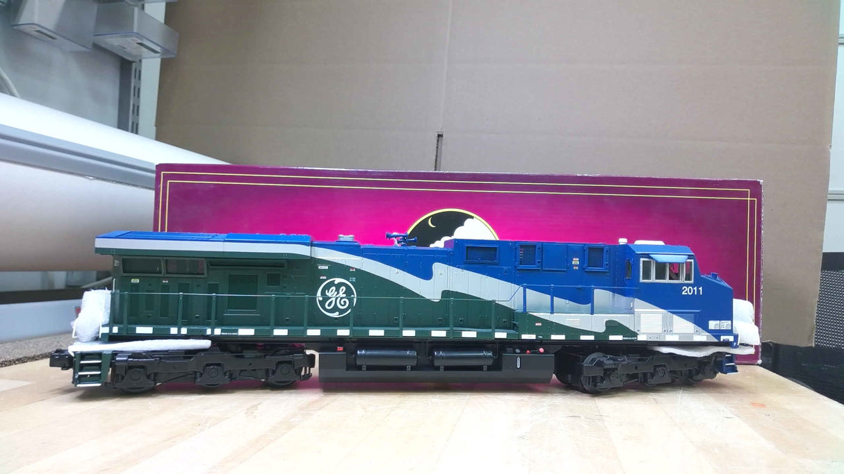 MTH GE Demonstrator O Scale Premier ES44AC Diesel Engine (Non-Powered) New in Box