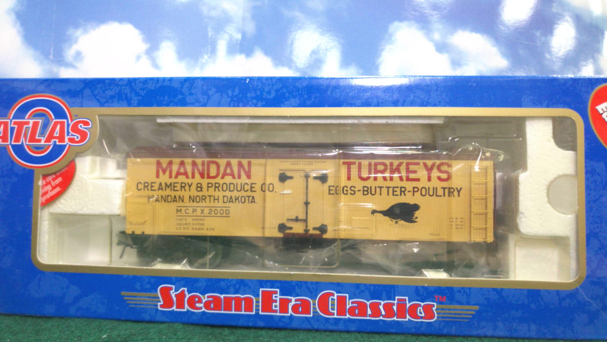 Atlas #8027-1 Mandan Turkeys Wood Reefer Car #2000 (3-Rail)