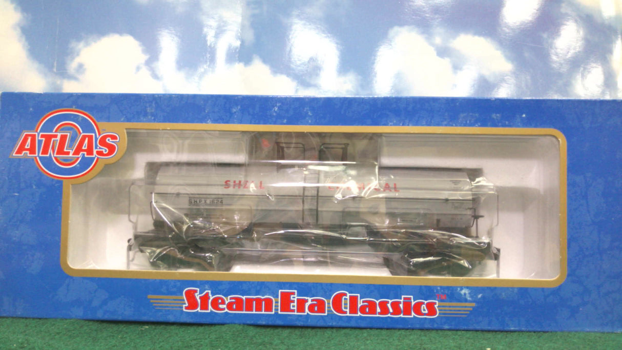 Atlas #8208-4 Shell Chemical 11,000 Gallon Tank Car #1624 (3-Rail)