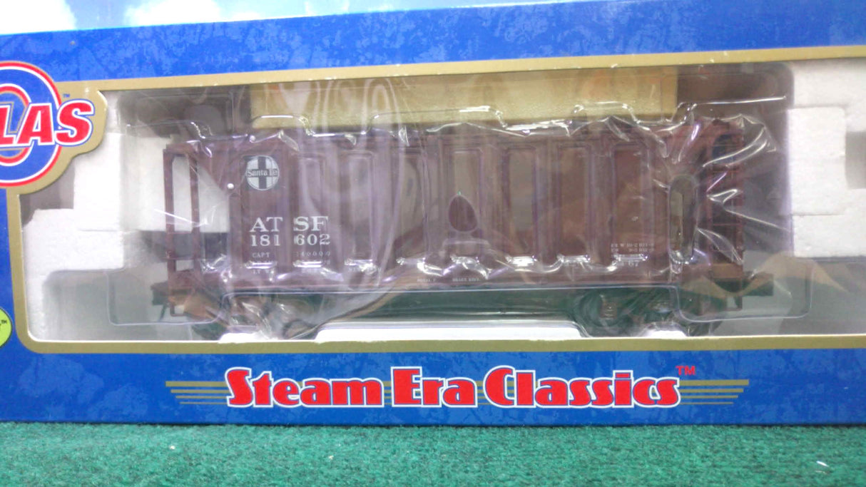 Atlas #8370 Santa Fe 70 Ton Covered Hopper Car (3-Rail)