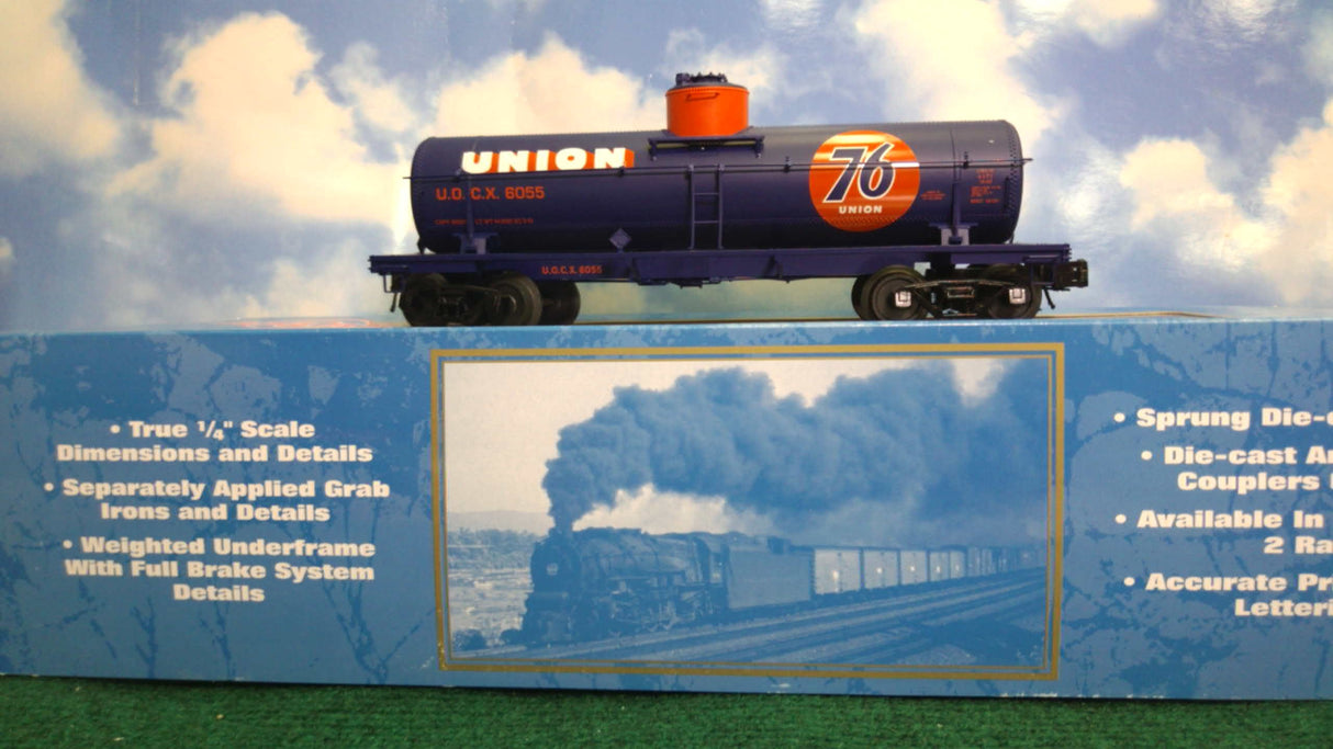 Atlas #8647 Union Oil Co. UOCX 8,00 Gallon Tank Car (3-Rail)