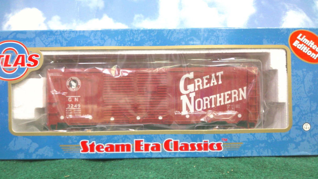 Atlas #8724 Great Northern 40' AAR Single Door Box Car (3-Rail)