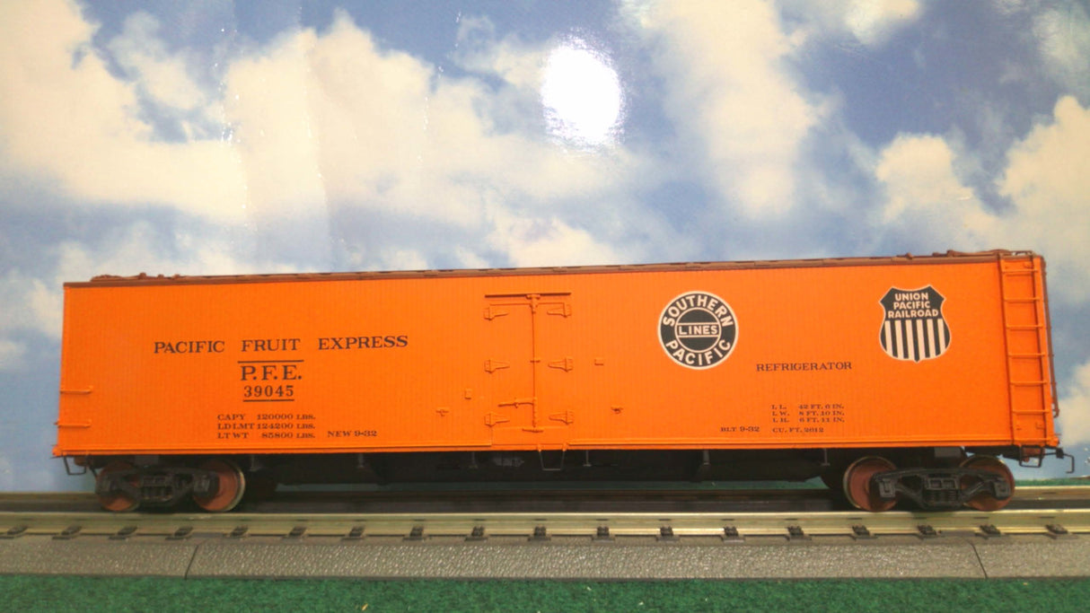 Precision Scale Co. Pacific Fruit Express 52' Reefer (2-Rail)