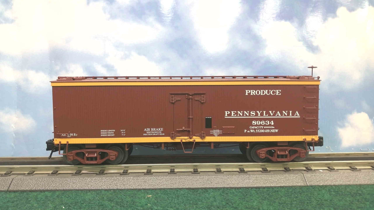 Atlas #8050 PRR Produce 36' Wood Reefer Car (3-Rail)