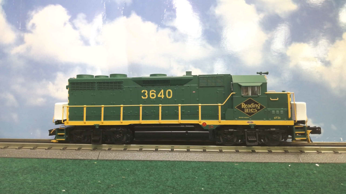 Atlas #1172 Reading GP-35 Unpowered Locomotive TMCC (3-Rail)