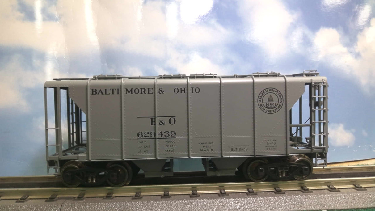 3rd Rail Balitmore and Ohio Red Wagon Top Hopper (3-Rail)