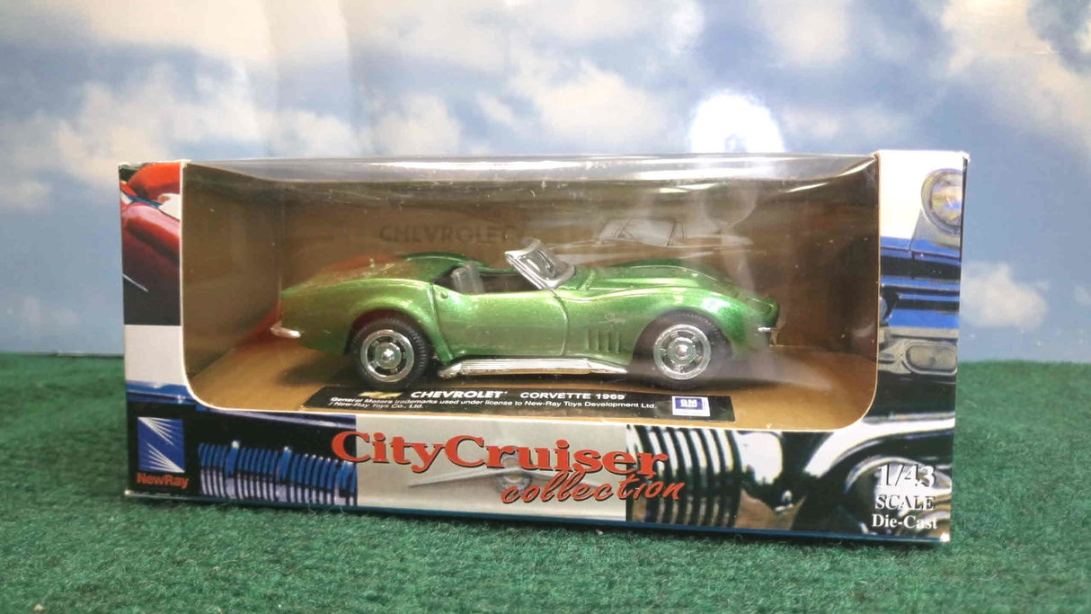 City Cruiser Die Cast Green Corvette