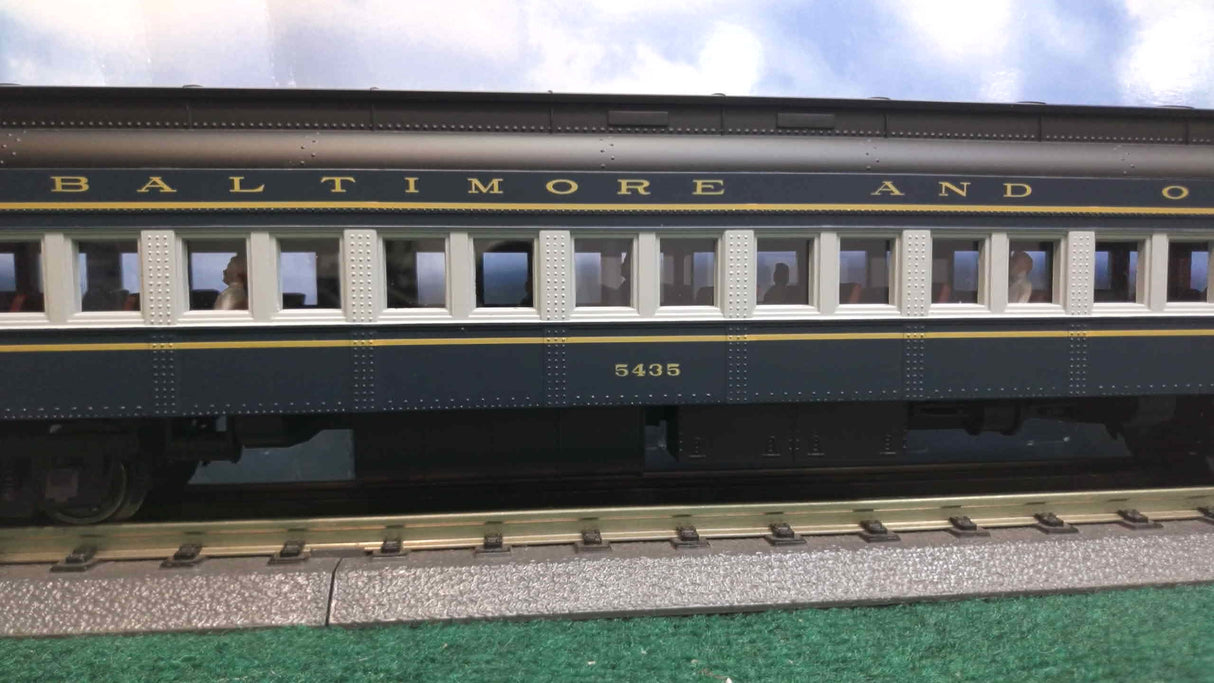 Golden Gate Depot Baltimore and Ohio 80' Coach 4 Car Set