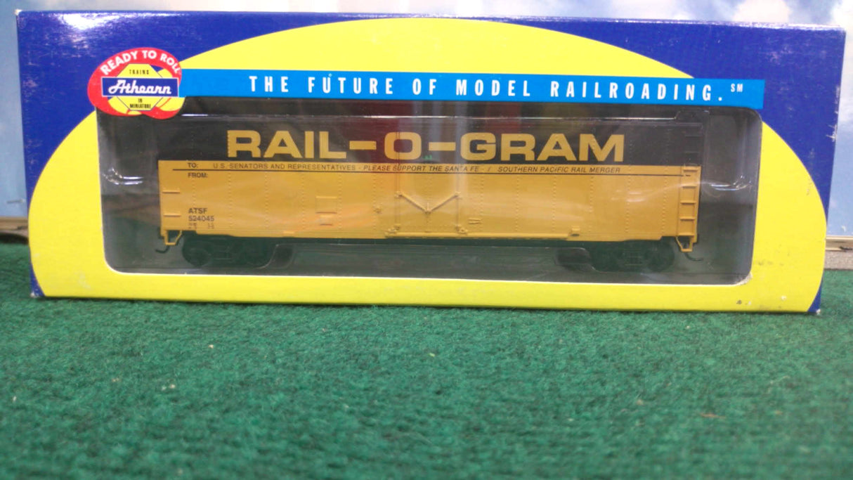 Athearn 7029 HO ATSF 50' Plug Door Box Car