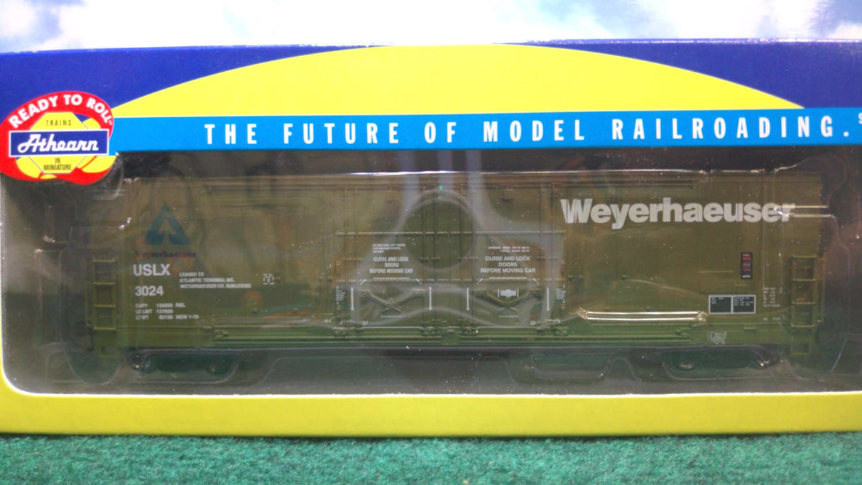 Athearn 91374 Weyerhaeuser 50' Double Plug Door Box Car