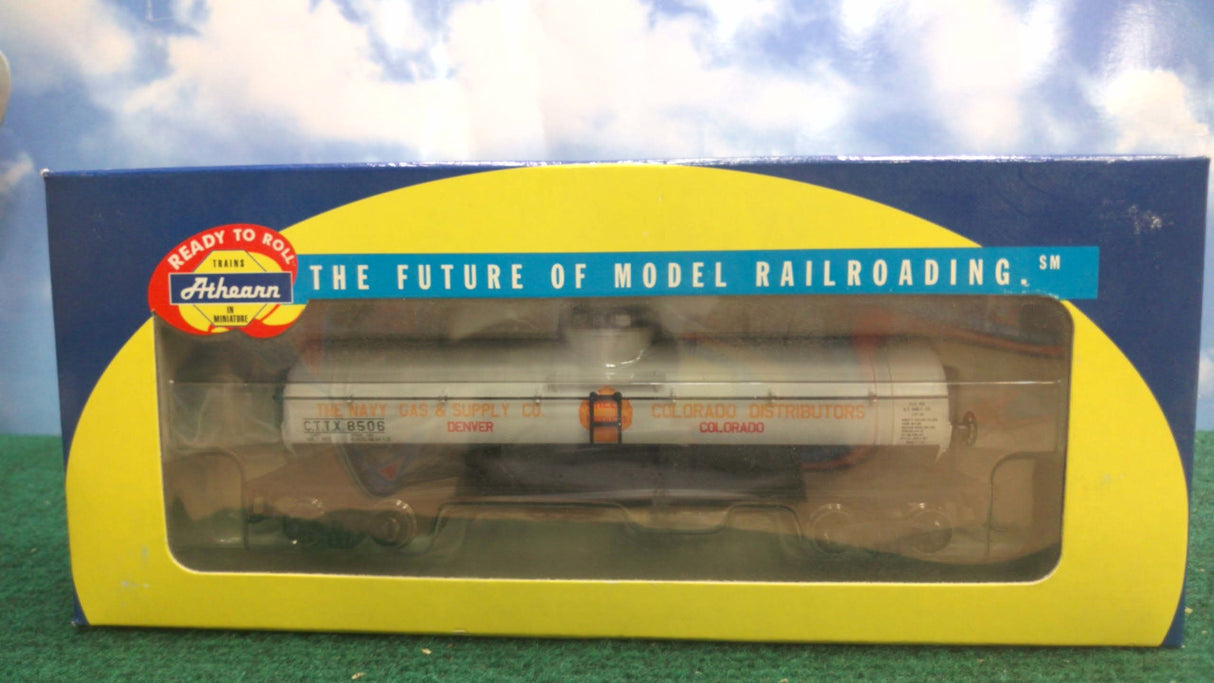 Athearn Navy Gas and Supply Single Dome Tank Car