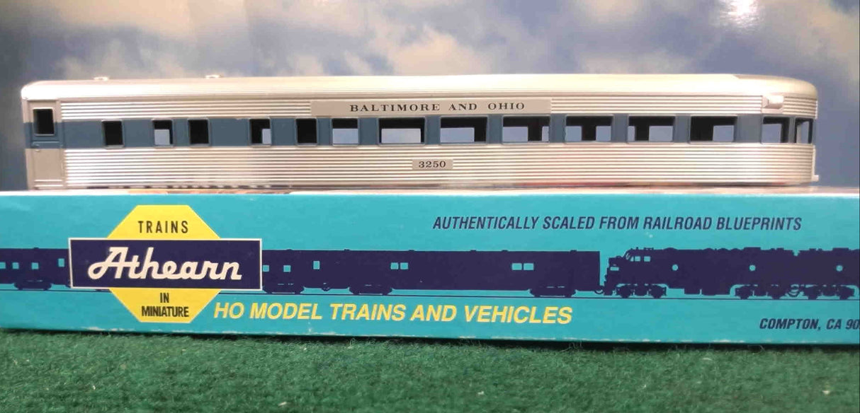 Athearn 1835 HO Unconstructed Baltimore and Ohio Streamlined Observation Car