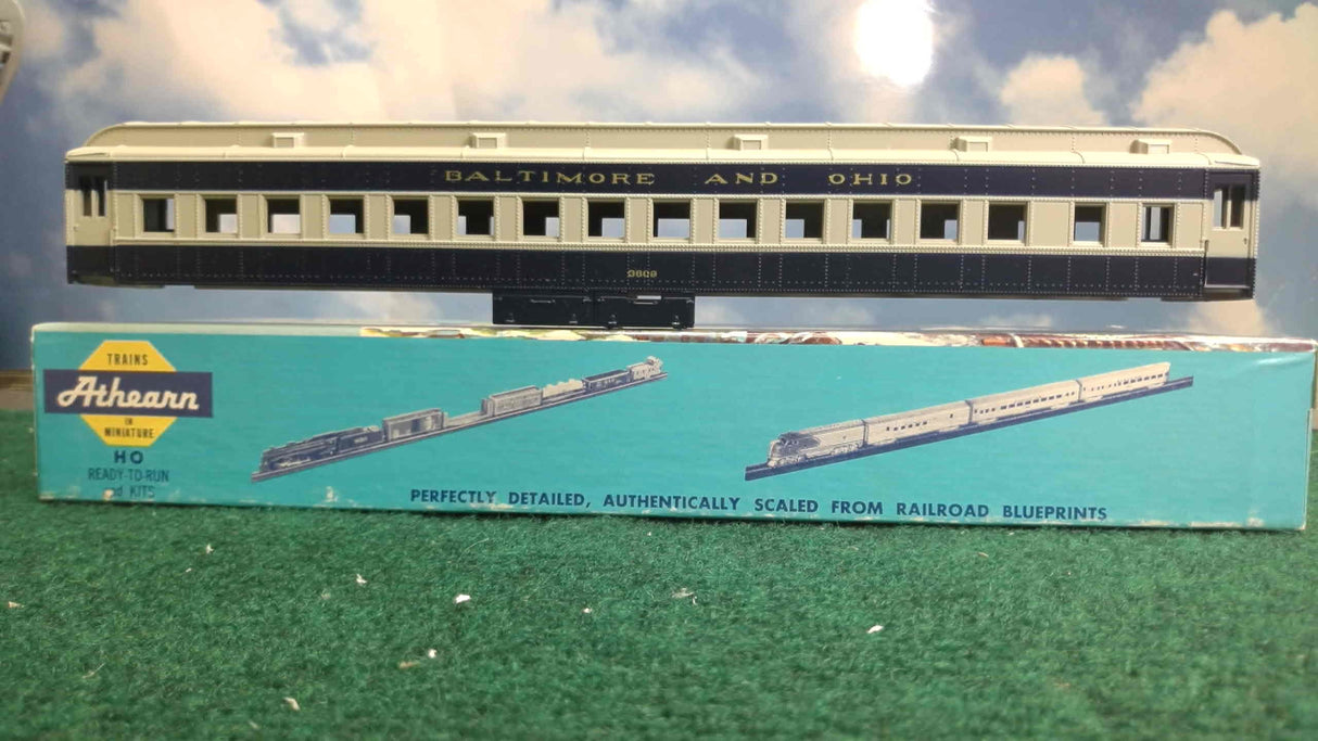 Athearn 1859 HO Unconstructed Baltimore and Ohio Clerestory Roof Coach Car