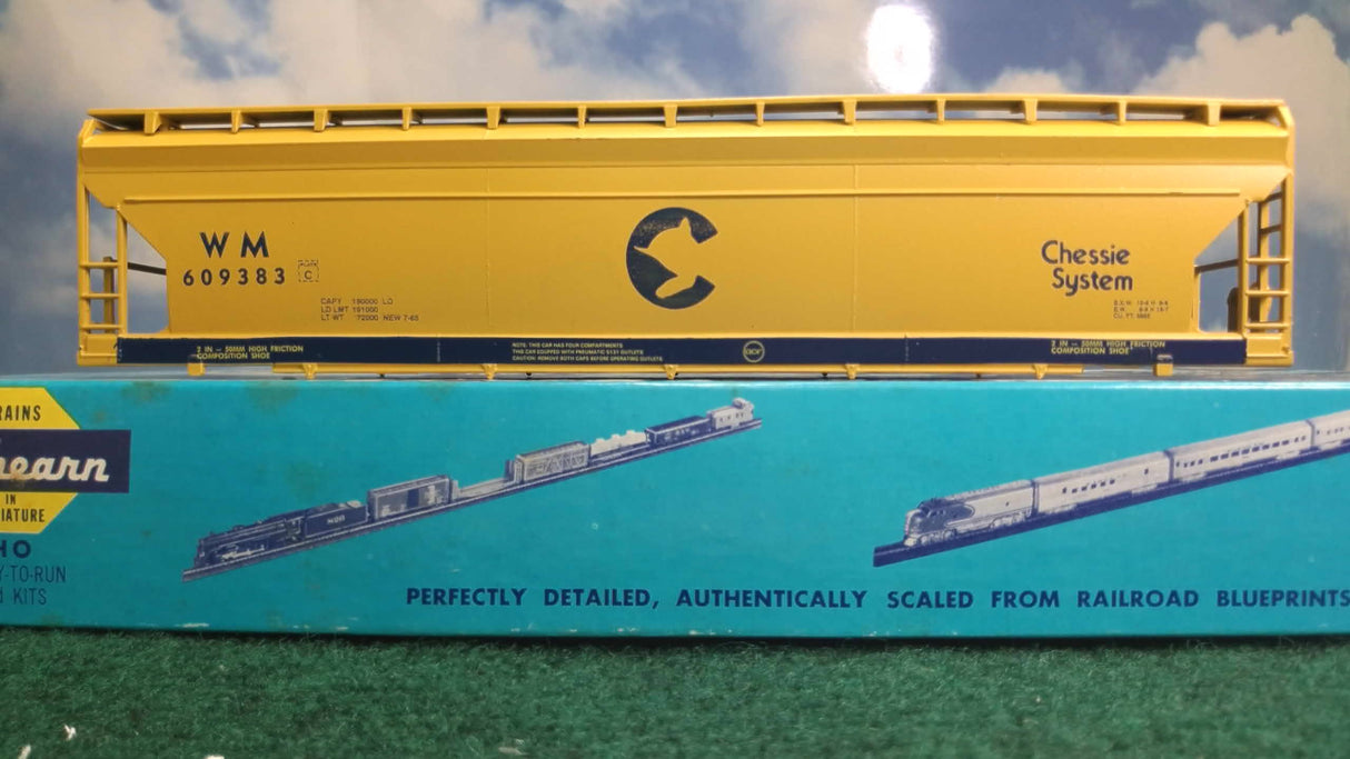 Athearn HO Unconstructed Chessie Center-Flow Hopper