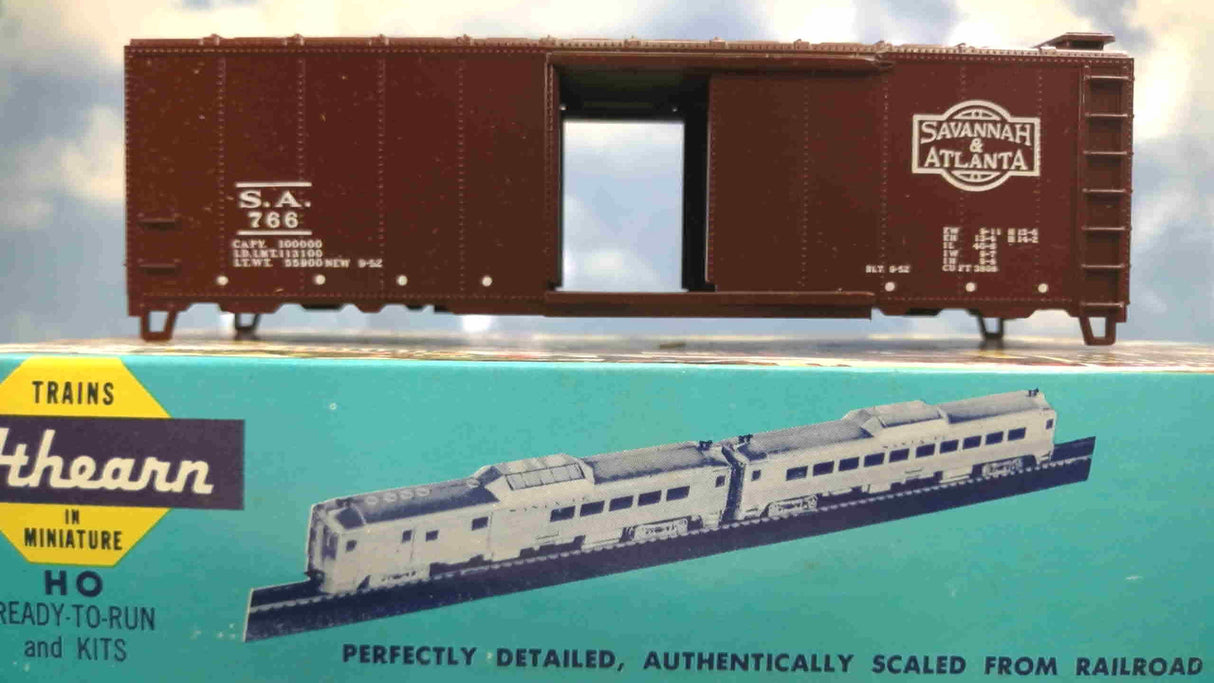 Athearn 1146 HO Deconstructed Savannah and Atlanta 40' Box Car