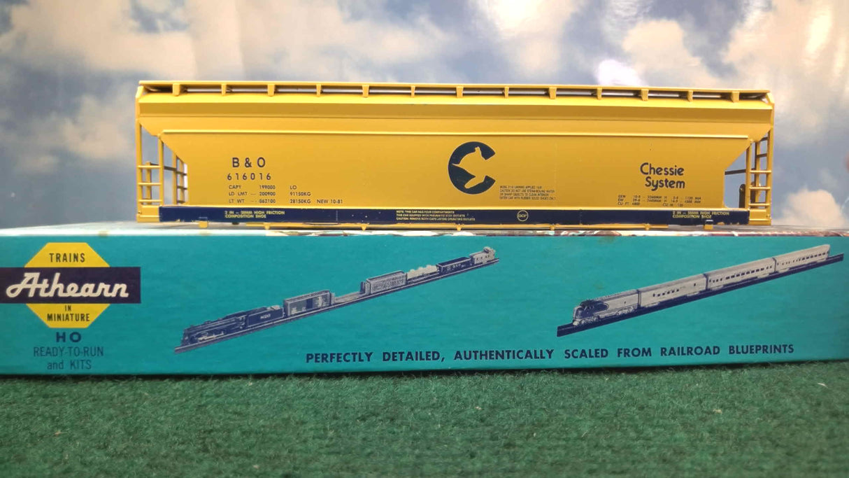 Athearn HO Unconstructed Chessie Center-Flow Hopper