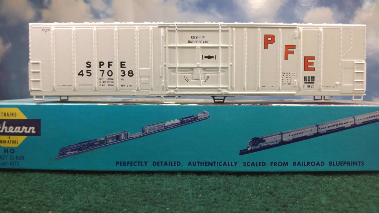 Athearn 227 HO Pacific Fruit Express 57' Mechanical Reefer