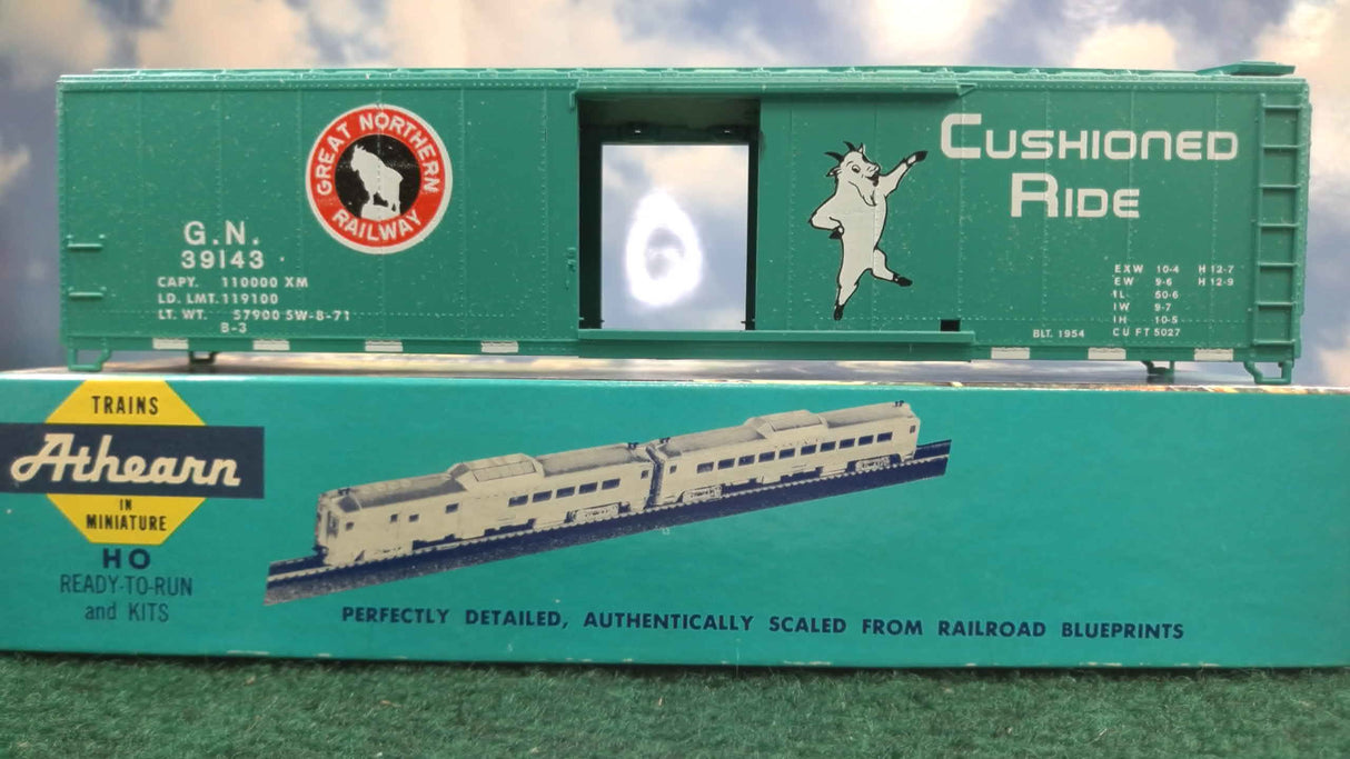 Athearn 11006 HO Unconstructed Great Northern 50' Single Door Box Car