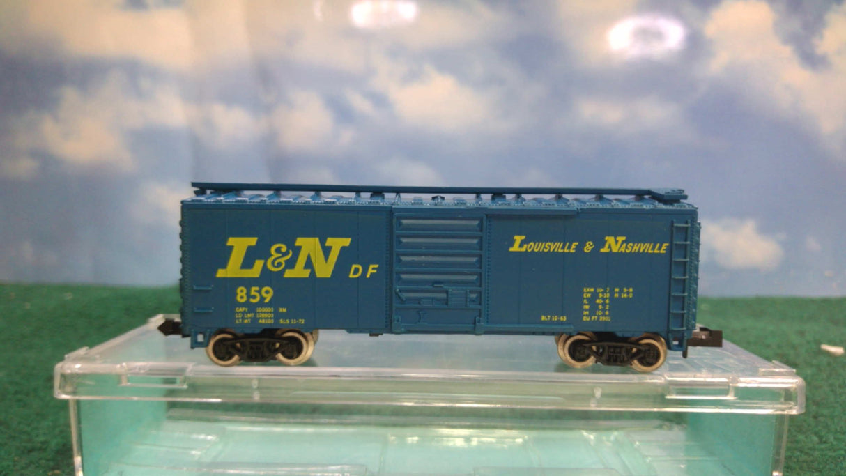 Atlas 3412 N Louisville & Nashville 40' Box Car