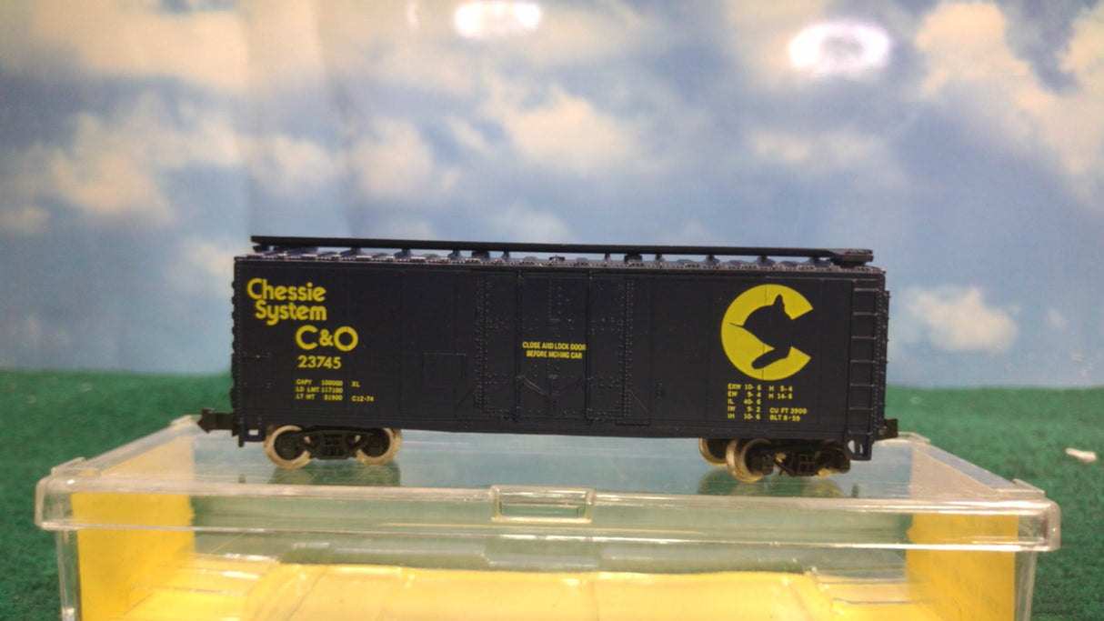 Atlas 3303 N Chessie System 40' Plug Door Box Car