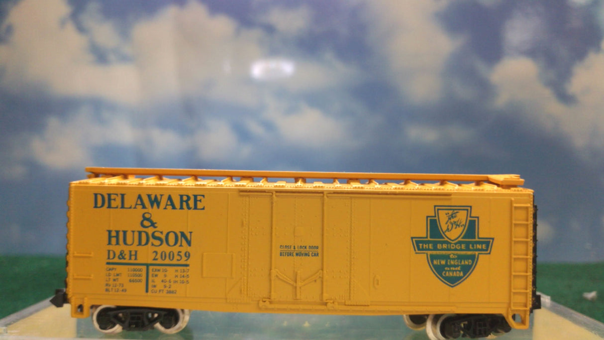 Atlas 3310 N Delaware and Hudson 40' Plug Door Box Car