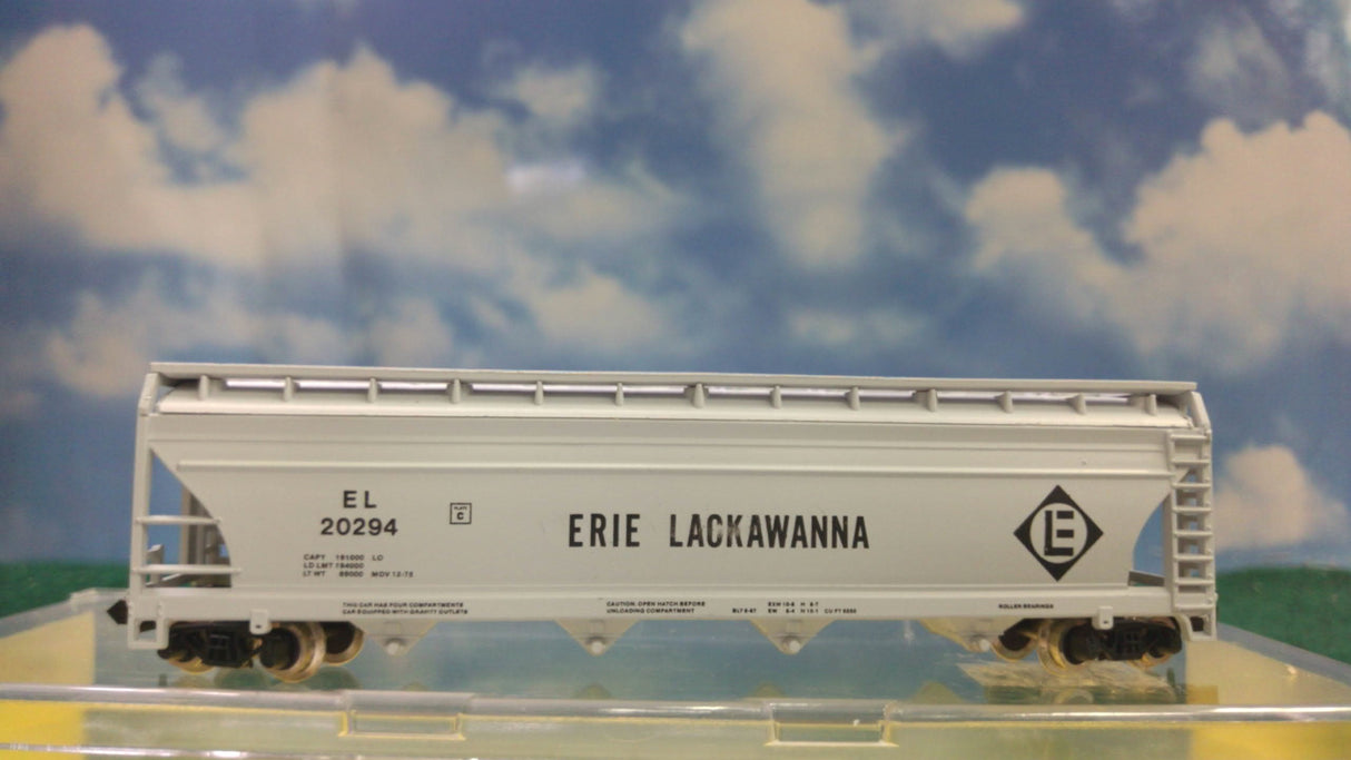Atlas 3706 N Erie Lackawanna Centerflow Hopper