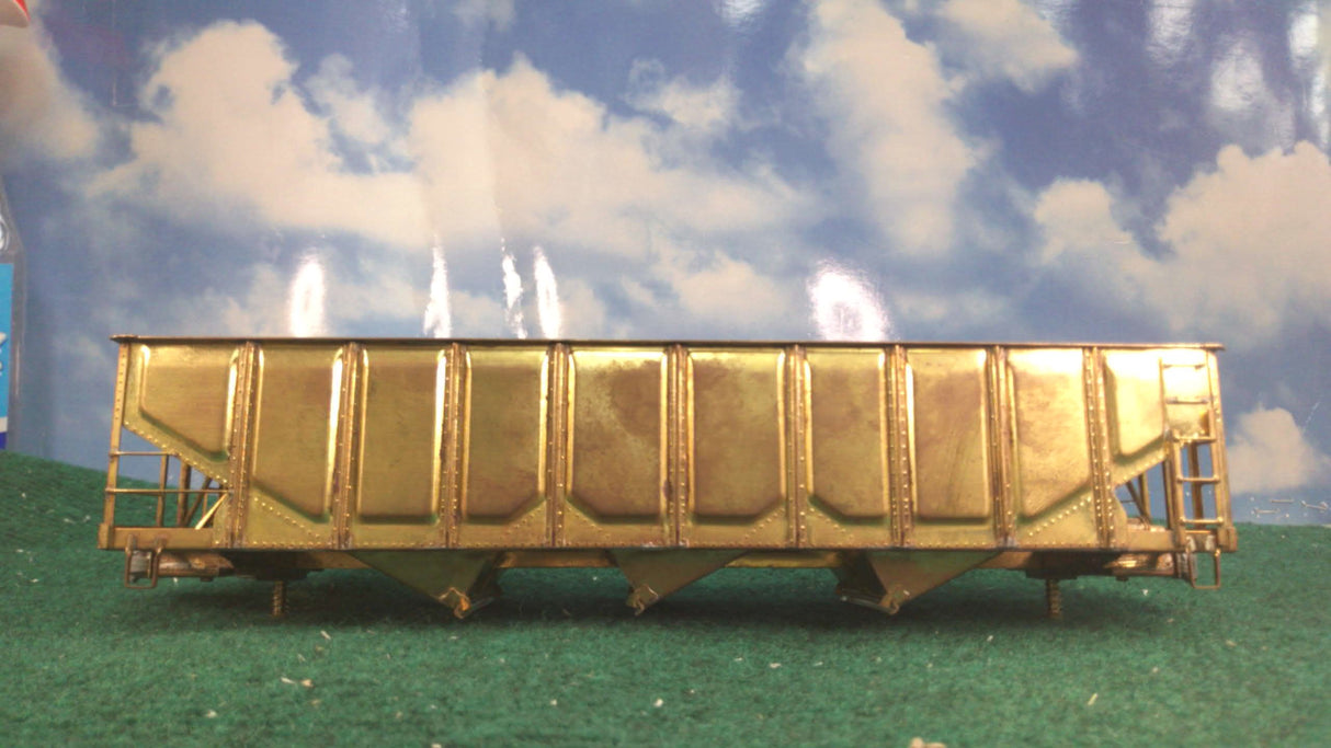 KTM Brass Unpainted Panel Side Triple Hopper Car