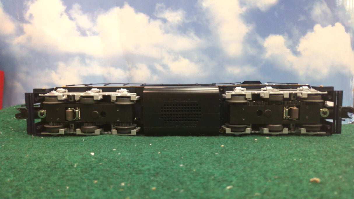 Atlas #6813 Baltimore and Ohio SD-35 Diesel Locomotive TMCC (3-Rail)