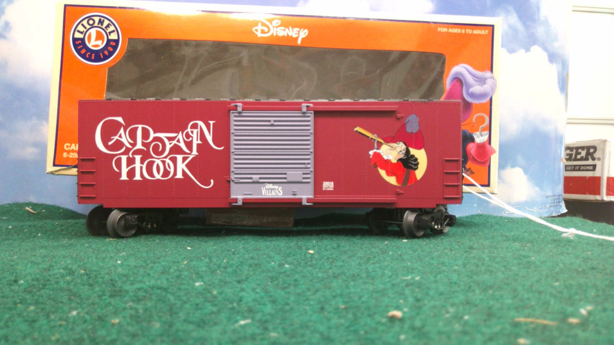 Lionel Box Car Featuring Disney's Captain Hook 6-25018