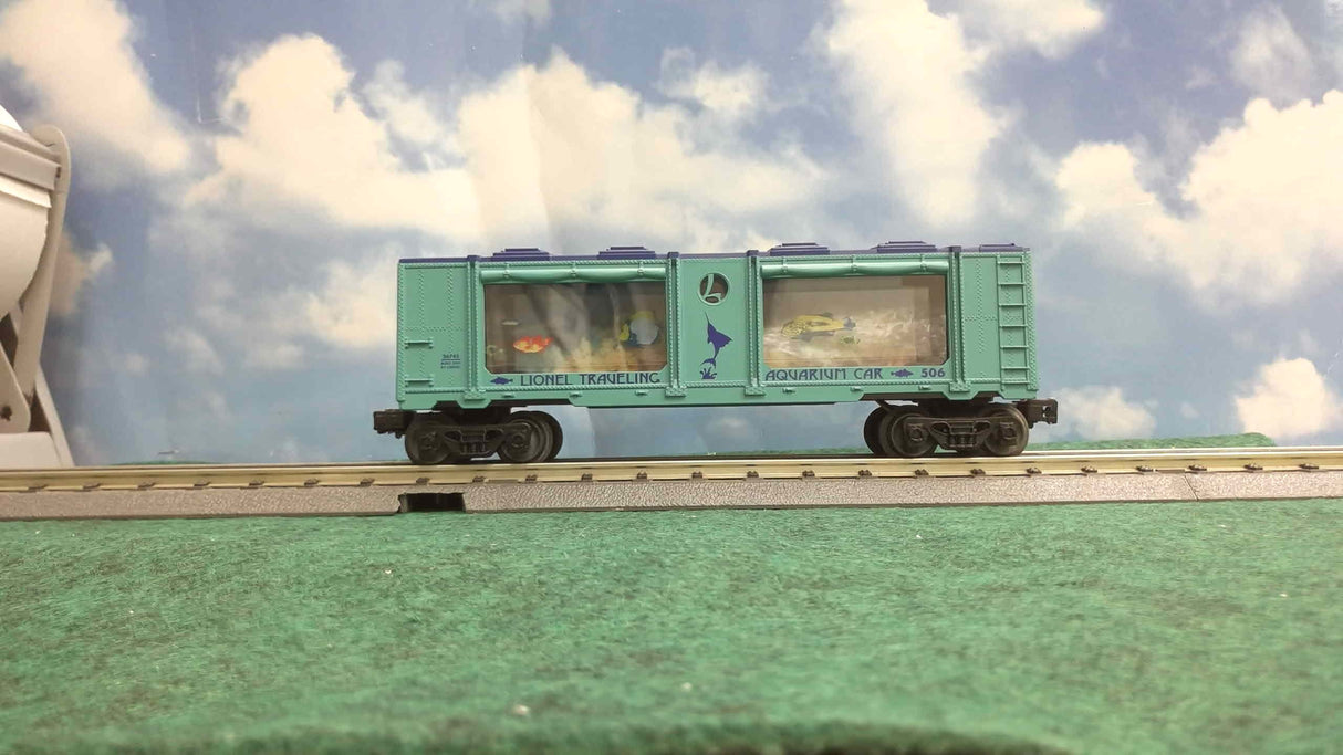 LIONEL 6-26745 Lighted/Animated Aquarium Boxcar
