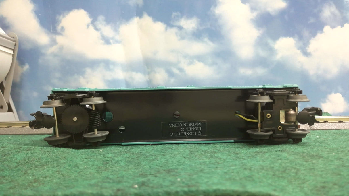 LIONEL 6-26745 Lighted/Animated Aquarium Boxcar