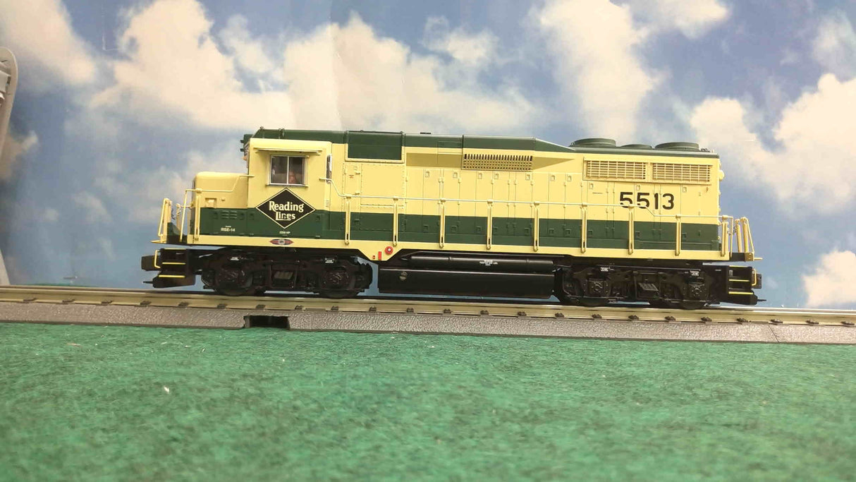 Lionel 6-28817 Reading TMCC GP30 Diesel #5513