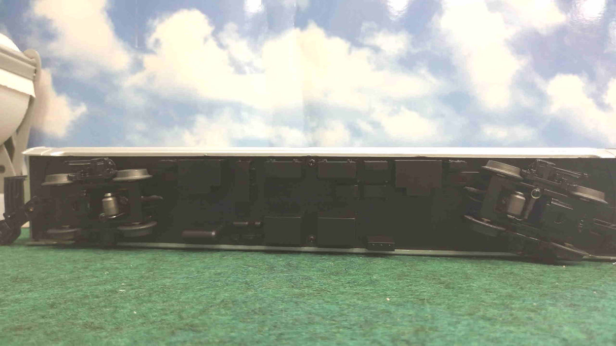 MTH Amtrak O Gauge RailKing Genesis R-T-R Amfleet Passenger Train Set w/Proto-Sound 3.0 30-4230-1