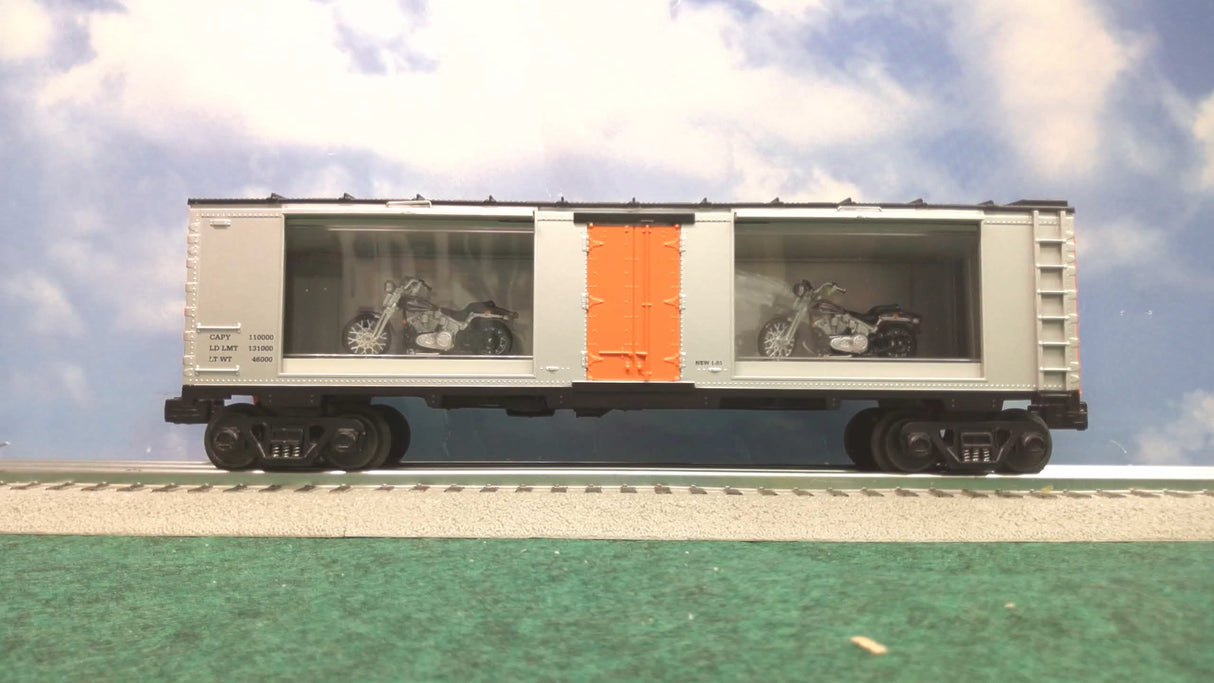 MTH 30-74294 Harley-Davidson 40' Window Boxcar W/2 Motorcycles
