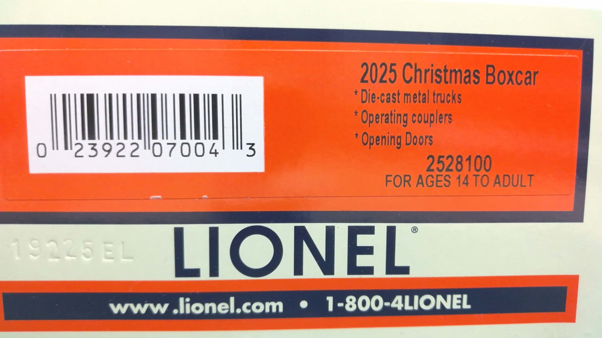 Lionel 2528100 2025 Christmas Boxcar