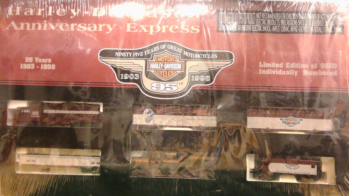 Harley Davidson 95th Anniversary HO Set