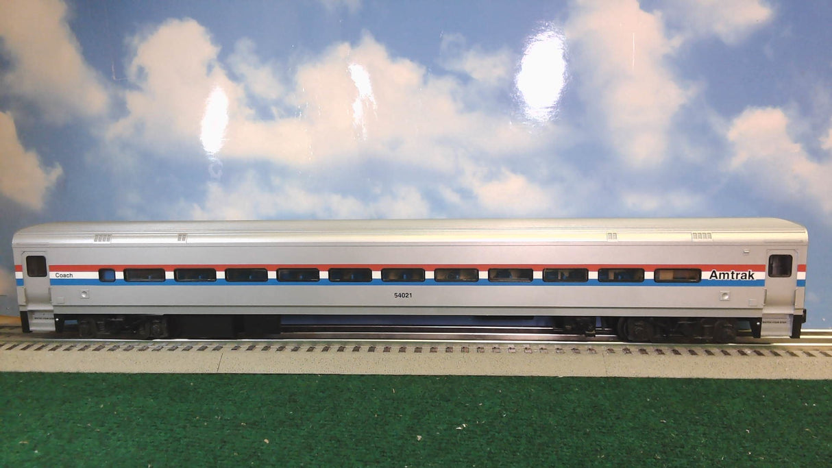 Atlas #6212 O 21" Amtrak 3 Passenger Car Set